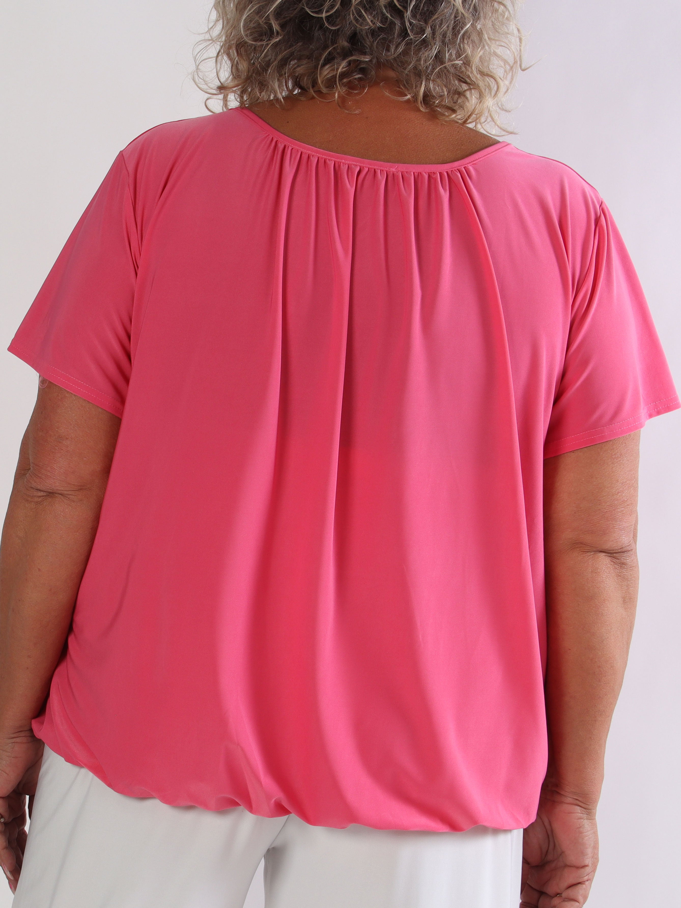 Miracle Basic - Skønneste plus size basis t-shirt med elastik for enden